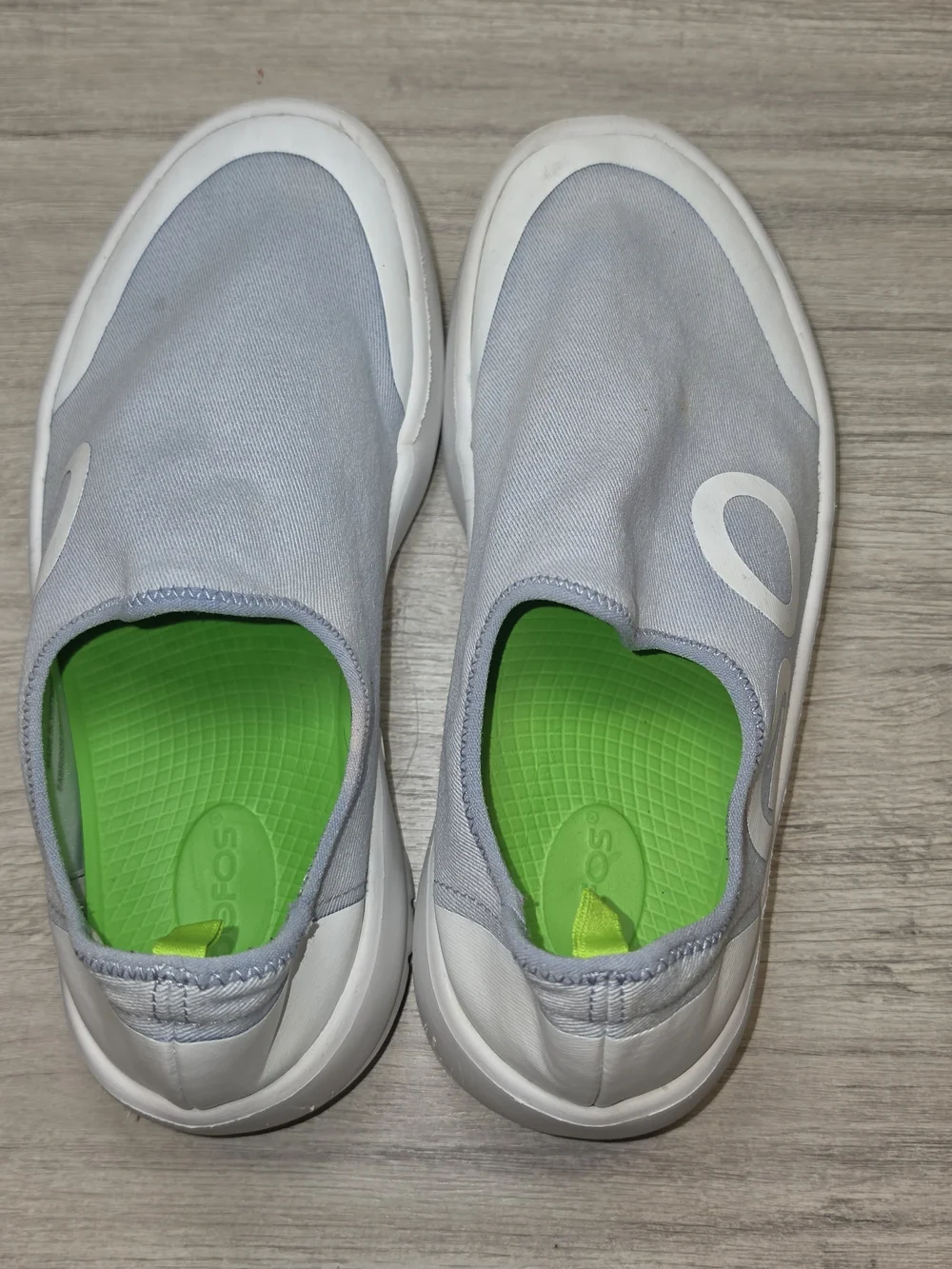 OOFOS OOmg EeZee Low Shoes Mens Size 9.5